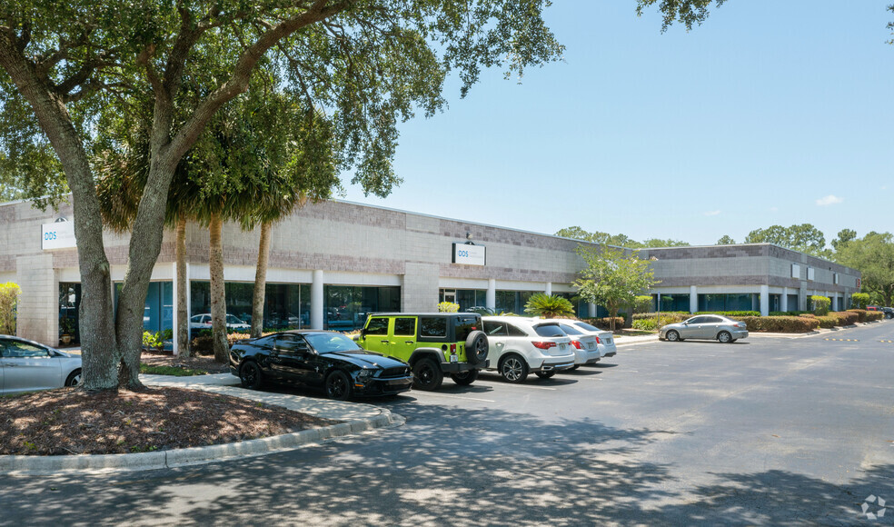 8400 Baymeadows Way, Jacksonville, FL for sale - Building Photo - Image 1 of 1