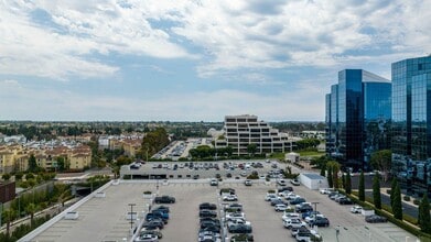4655 Executive Dr, San Diego, CA to rent Interior Photo- Image 1 of 5