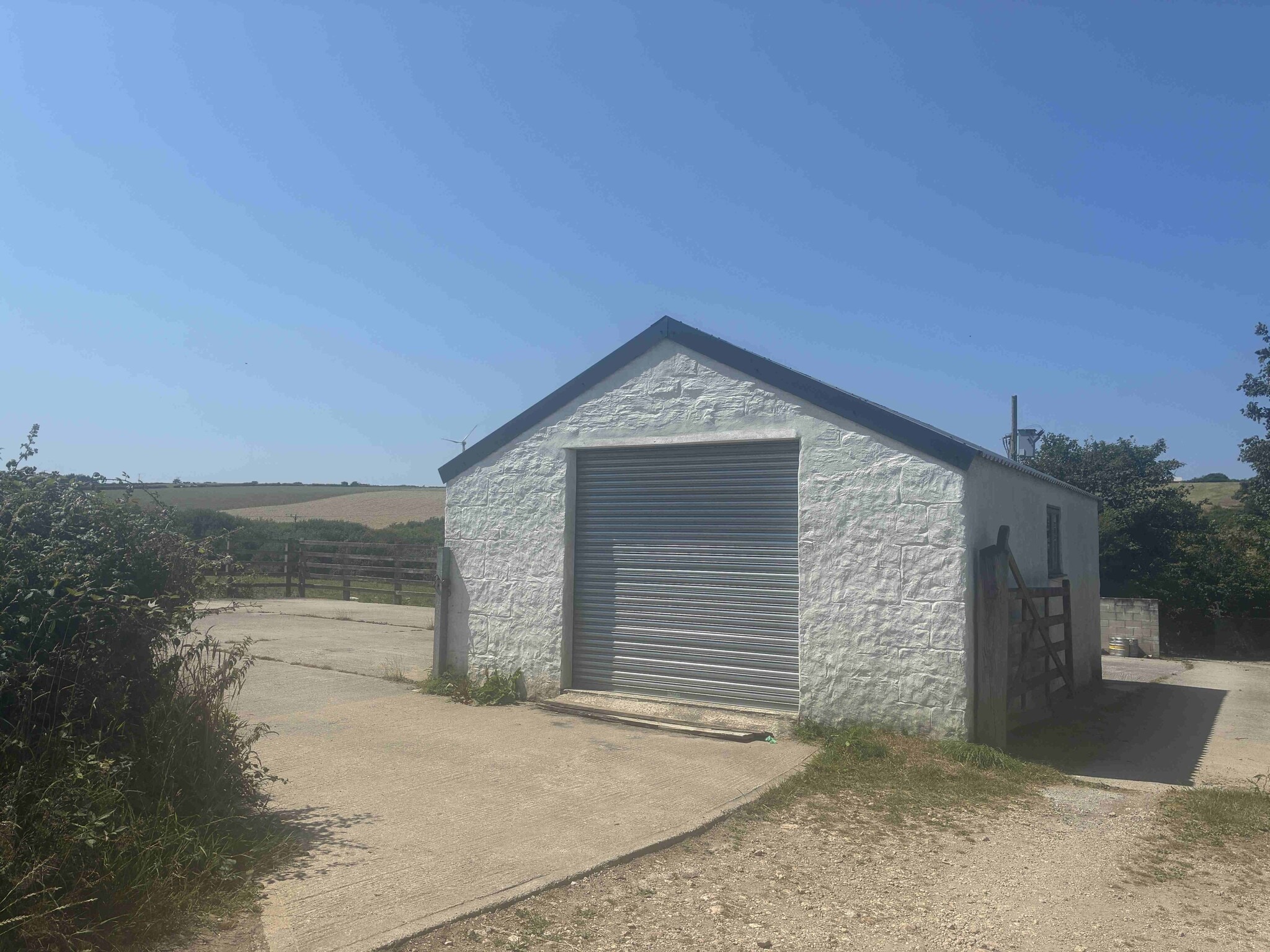 B3288, Truro to rent Primary Photo- Image 1 of 5