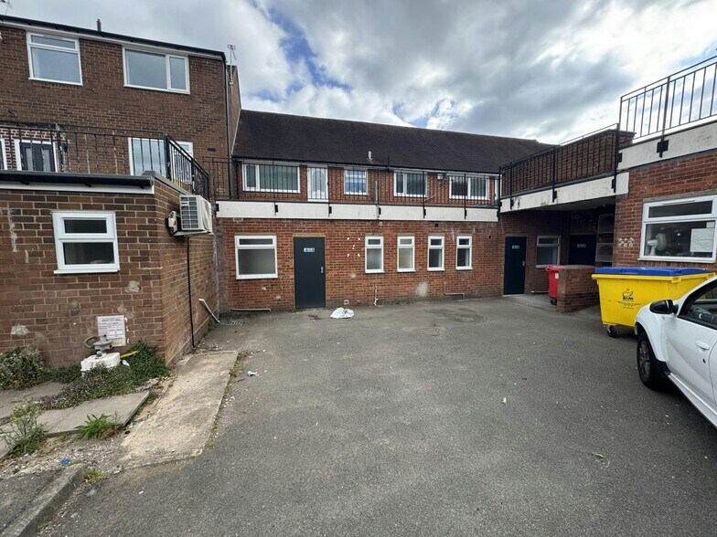 1606 High St, Solihull to rent - Building Photo - Image 2 of 2