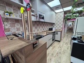 Retail in Lliçà d'Amunt, Barcelona to rent Interior Photo- Image 2 of 7