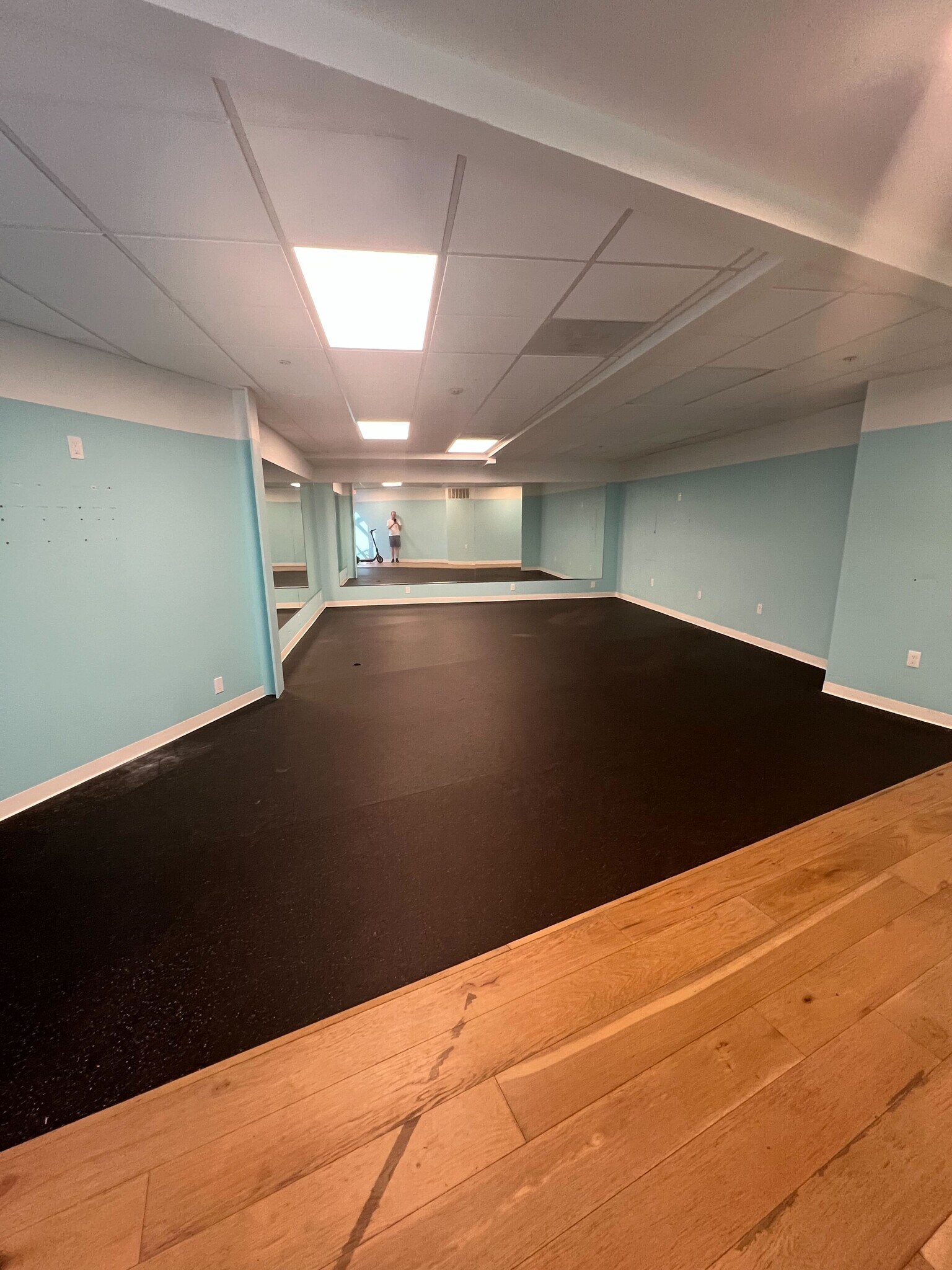 1033 B Ave, Coronado, CA to rent Building Photo- Image 1 of 1