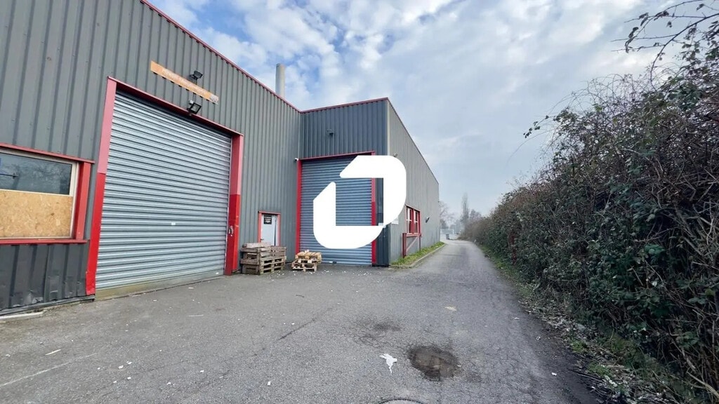Vente Local d'activités 459 m² - Photo 1