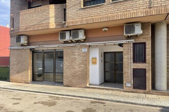 Office / Retail in Roquetes, Tarragona to rent Interior Photo- Image 2 of 15