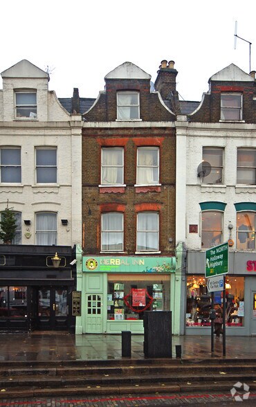 47 Upper St, London to rent - Primary Photo - Image 1 of 2