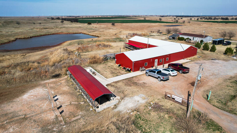 6226 E Lake Hellums Rd, Enid, OK for sale - Primary Photo - Image 1 of 1