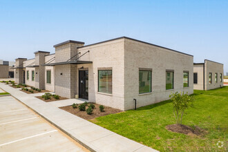 30625 Kingsland Blvd, Brookshire, TX for rent Building Photo- Image 1 of 43