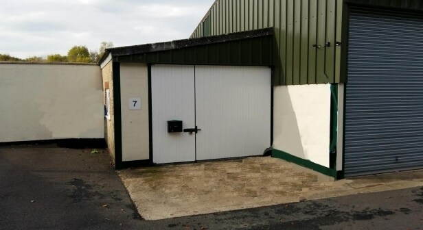 Butts Rd, Chiseldon for sale Primary Photo- Image 1 of 1