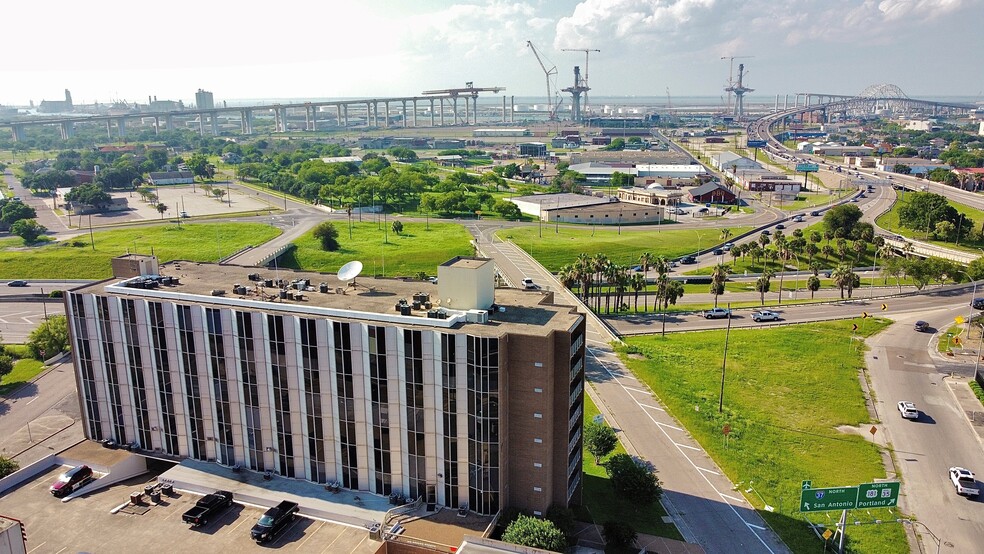 710-724 Buffalo St, Corpus Christi, TX for rent - Aerial - Image 3 of 23