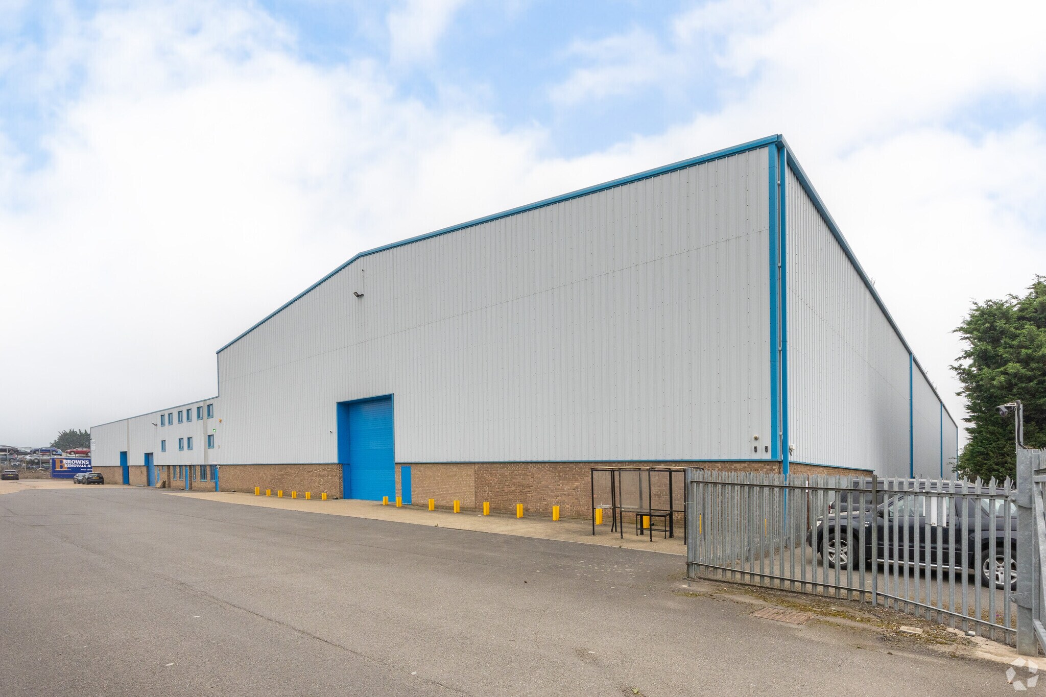 Oxney Rd, Peterborough for sale Primary Photo- Image 1 of 1