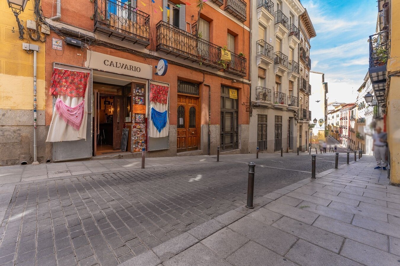 Madrid, MAD 28012 - - - Interior Photo - Image 2 of 10