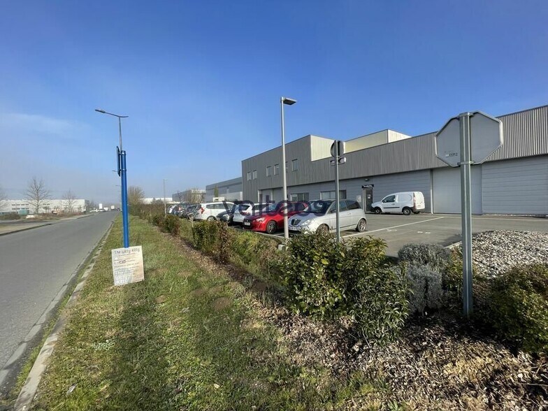 Light Industrial in Escalquens to rent - Building Photo - Image 1 of 4