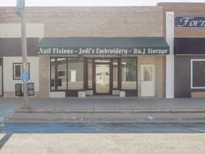 313 Commercial St, Loomis, NE for sale Primary Photo- Image 1 of 1