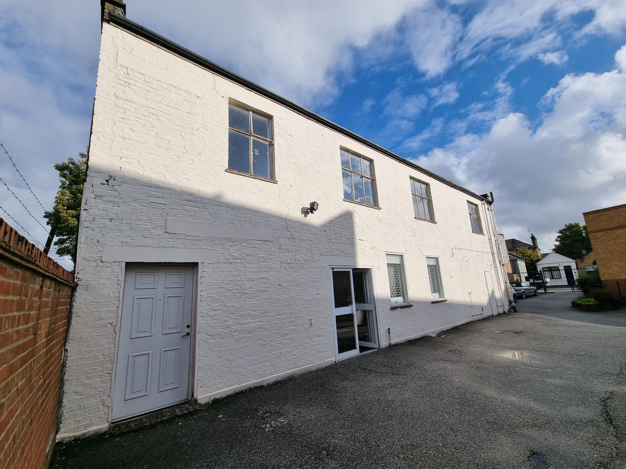 Eltham High St, London for sale Primary Photo- Image 1 of 1