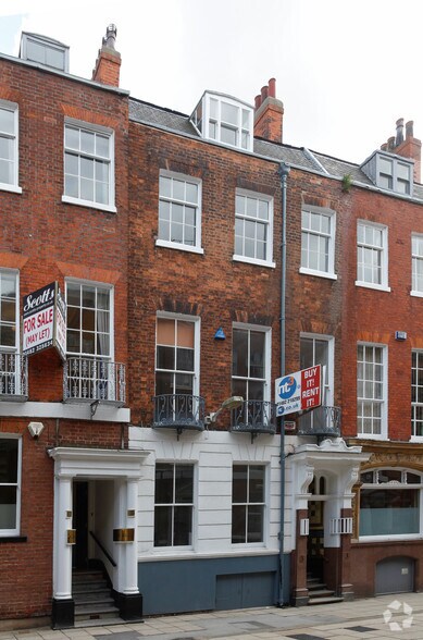 3 Parliament St, Hull to rent - Primary Photo - Image 1 of 10