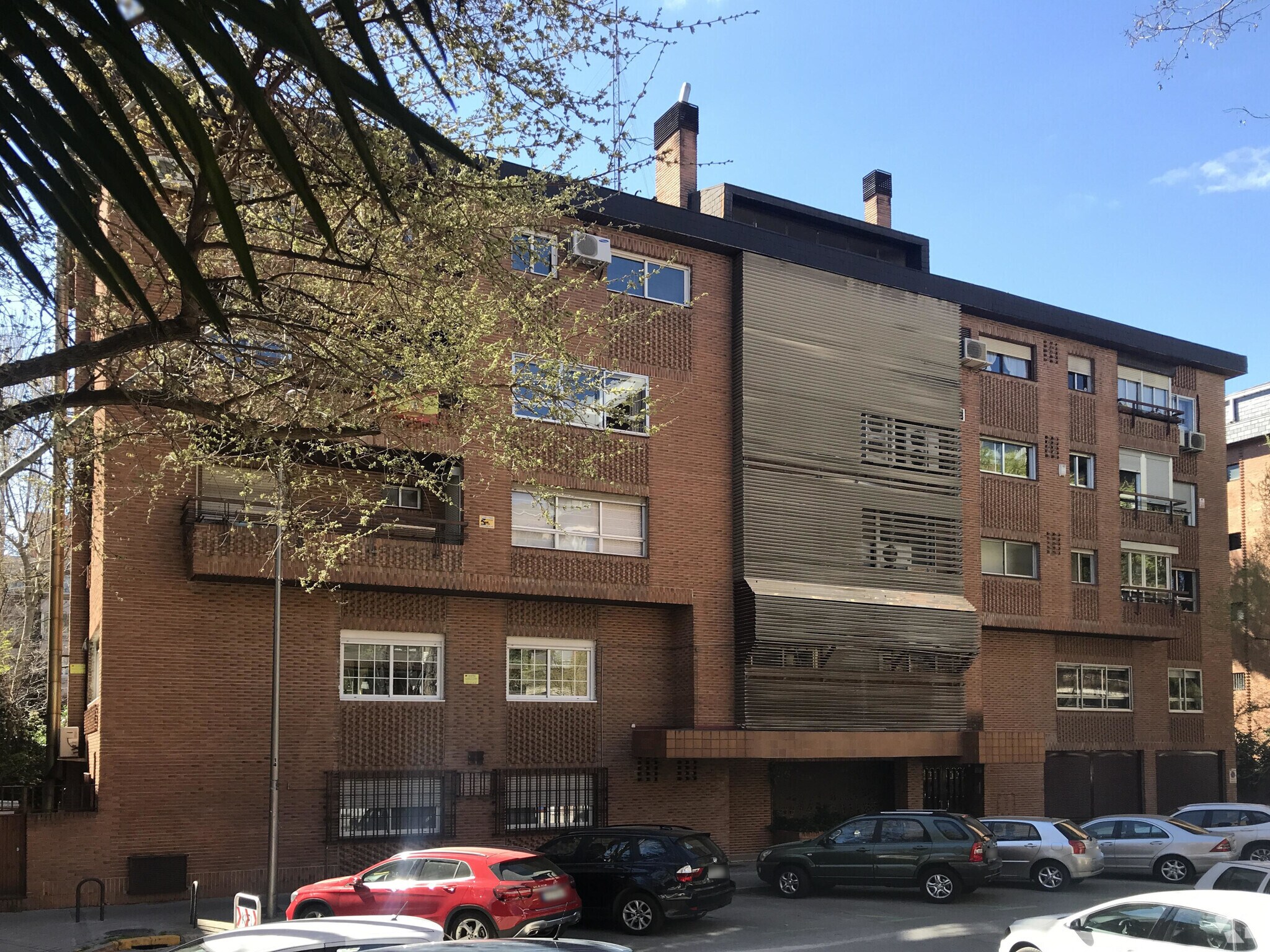  in Madrid, Madrid for sale Building Photo- Image 1 of 1