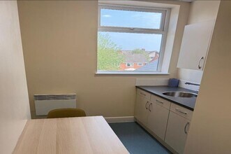84 Sedgley Rd, Dudley to rent Interior Photo- Image 2 of 4