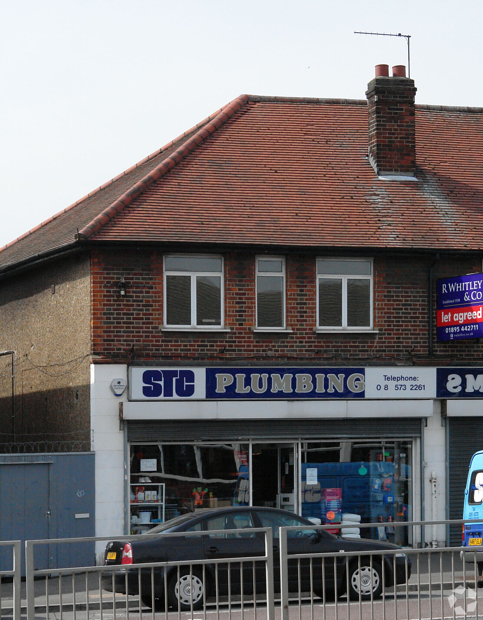 1-5a Westbourne Para, Uxbridge for sale Primary Photo- Image 1 of 1