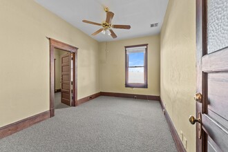 1 E Apache St, Wickenburg, AZ for rent Interior Photo- Image 1 of 1