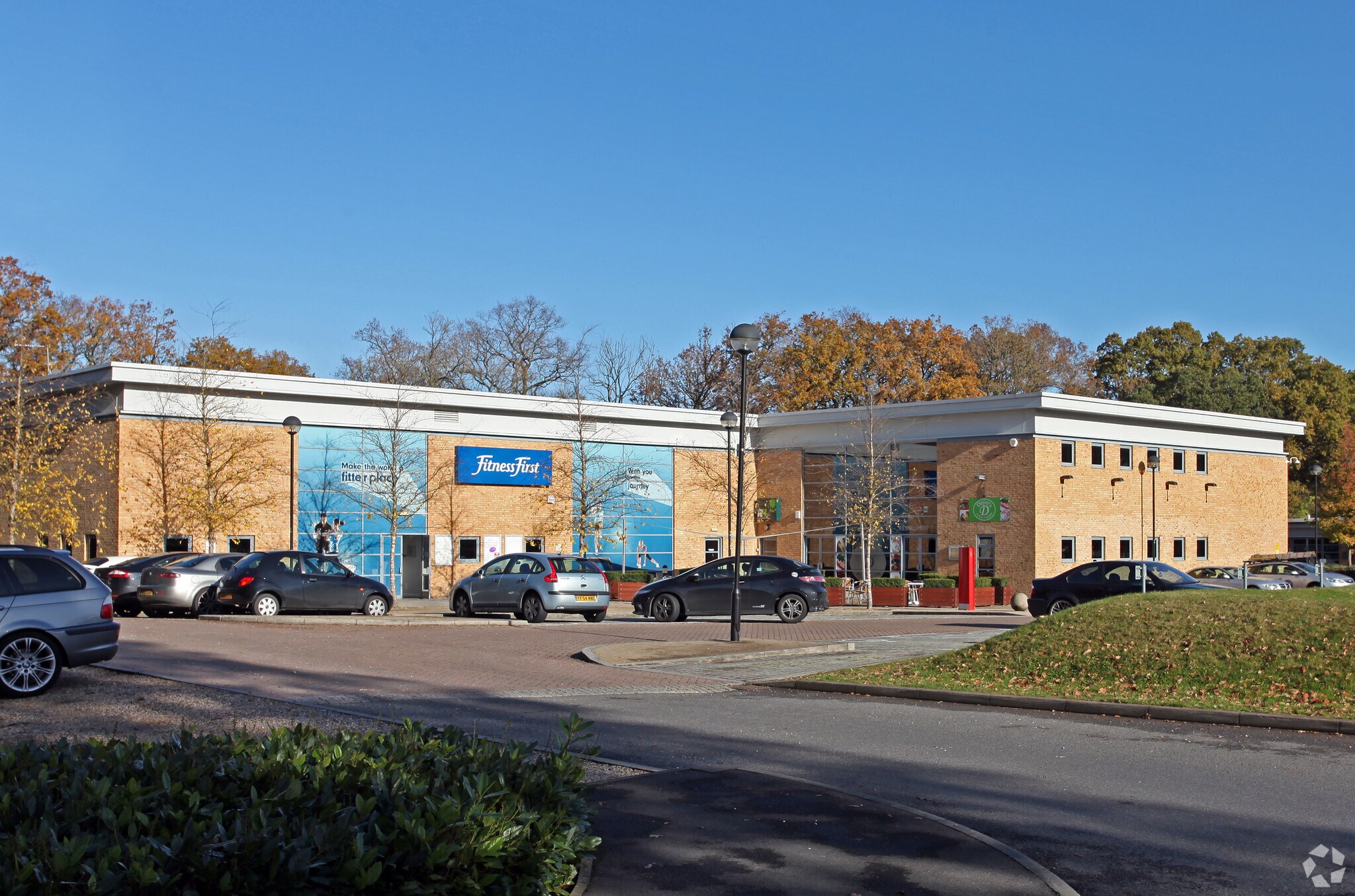 Stag Oak Ln, Chineham to rent Primary Photo- Image 1 of 3