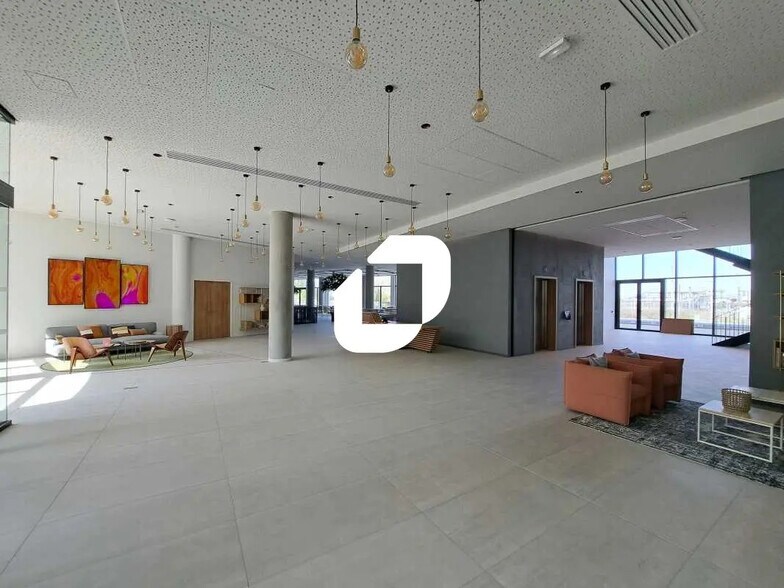 27-29 Rue De Paris, Bobigny to rent - Building Photo - Image 3 of 17