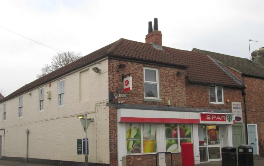 2-2a The Green, Darlington for sale - Primary Photo - Image 1 of 1