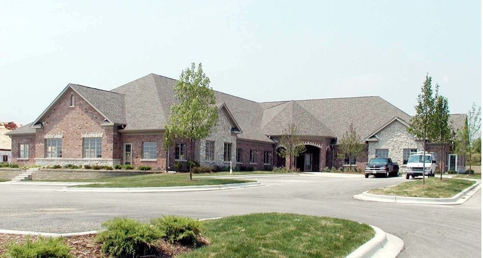 4 Executive Ct, South Barrington, IL for sale - Primary Photo - Image 1 of 1