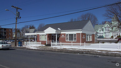 825 Hampden St, Holyoke, MA for sale Primary Photo- Image 1 of 1