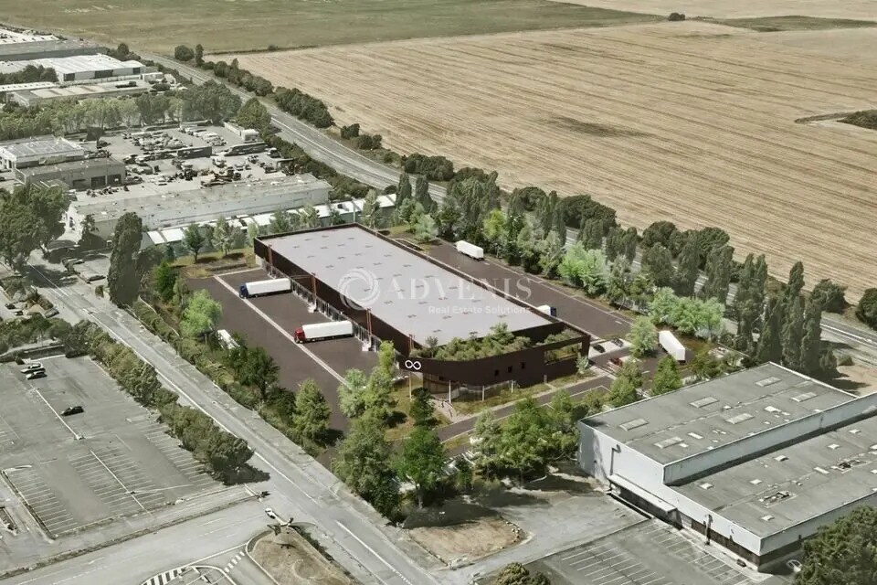 Industrial in Compans to rent Aerial- Image 1 of 5