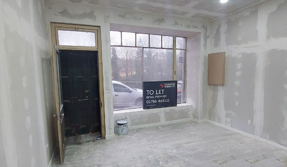 4 Pretoria Pl, Falkirk to rent - Building Photo - Image 3 of 4