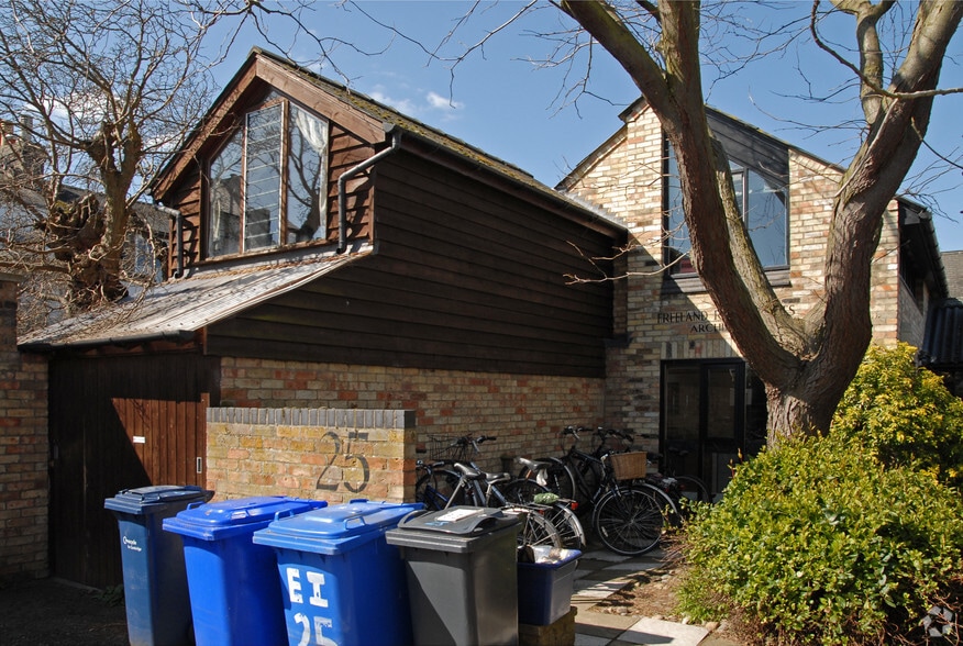 25 City Rd, Cambridge to rent - Building Photo - Image 3 of 4