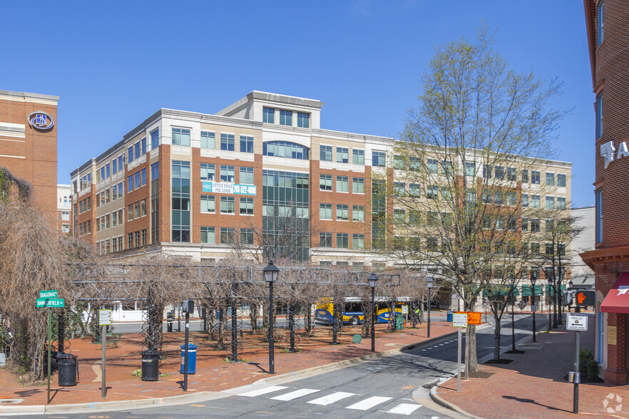 1737 King St, Alexandria, VA for rent - Building Photo - Image 1 of 1