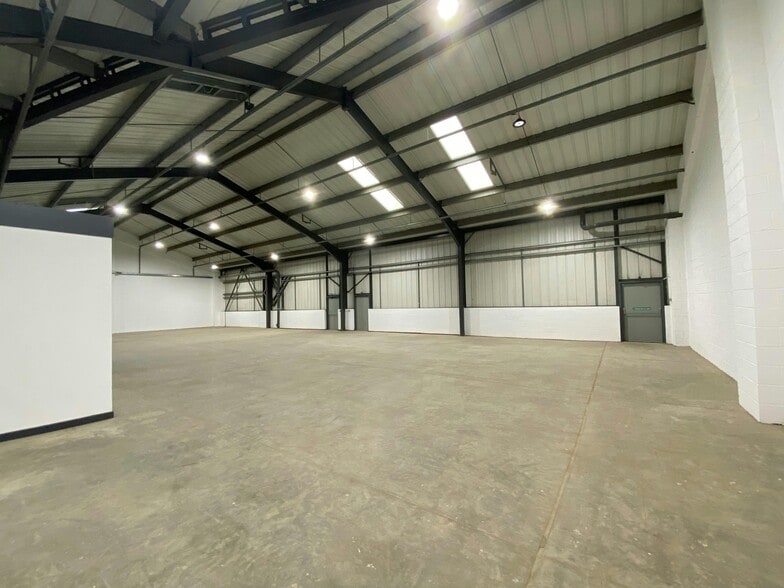 Weardale St, Glasgow to rent - Building Photo - Image 2 of 3