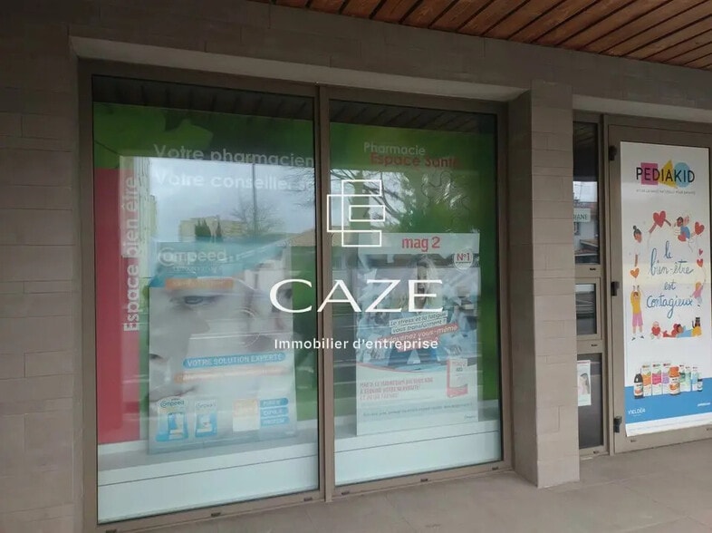 Retail in Mérignac to rent - Building Photo - Image 3 of 7