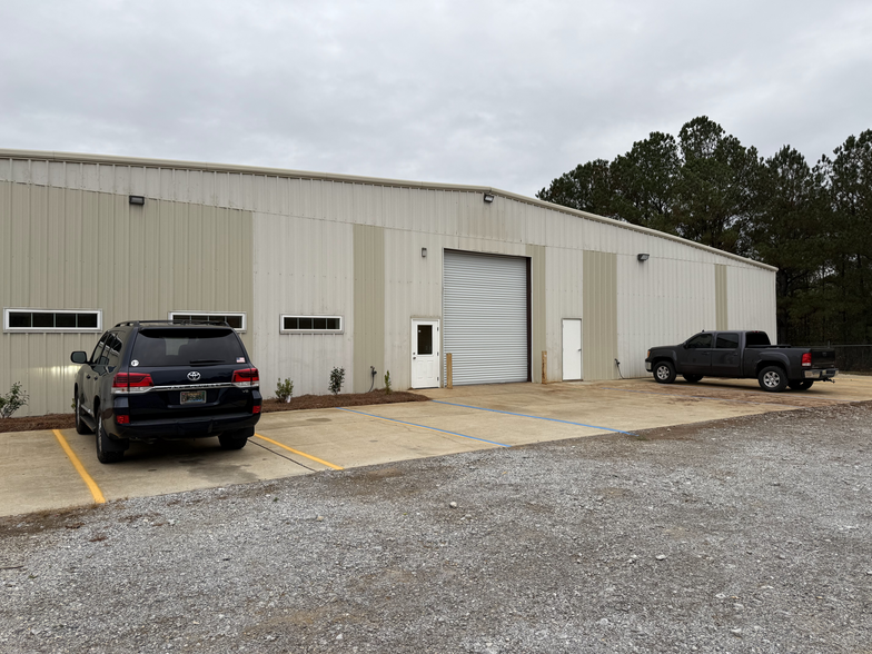 5264 Highway 70, Calera, AL for rent - Building Photo - Image 3 of 11