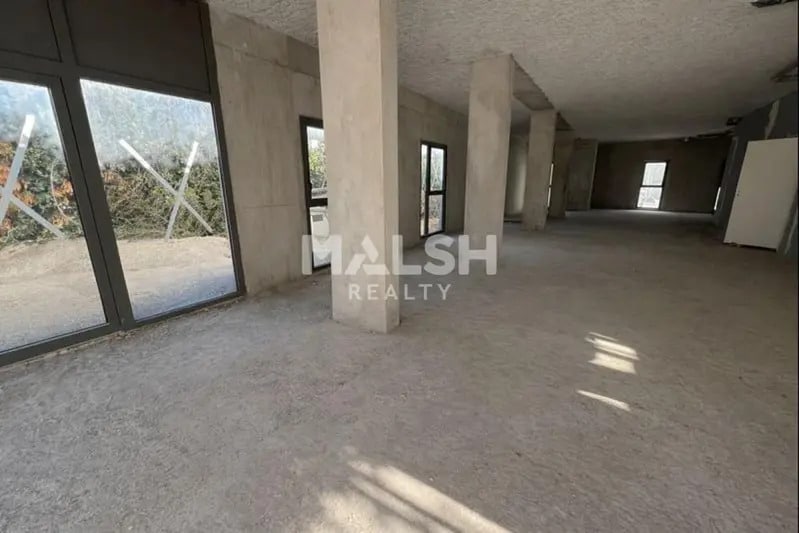 84 A Boulevard De L'Europe, OULLINS-PIERRE-BÉNITE to rent - Interior Photo - Image 3 of 6