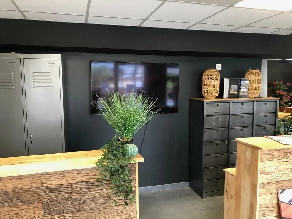 Vente Bureaux 200 m² - Photo 1