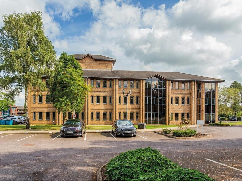 2M Siskin Dr, Coventry to rent - Building Photo - Image 2 of 7