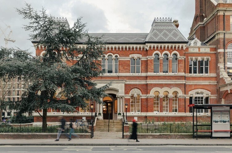 Walworth Rd, London to rent - Building Photo - Image 1 of 7