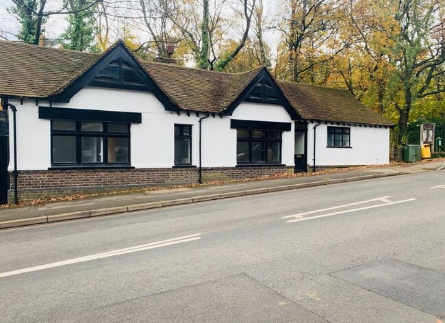 More details for 7-9 Station Appr, Tadworth - Retail to Rent