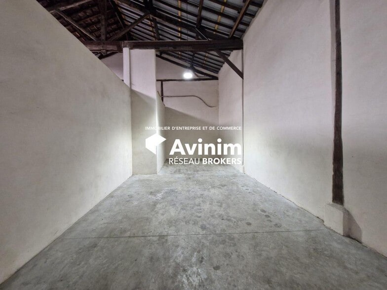 Industrial in Aubervilliers to rent - Interior Photo - Image 2 of 2