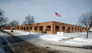 2800 W Custer Ave, Milwaukee, WI for sale Primary Photo- Image 1 of 6