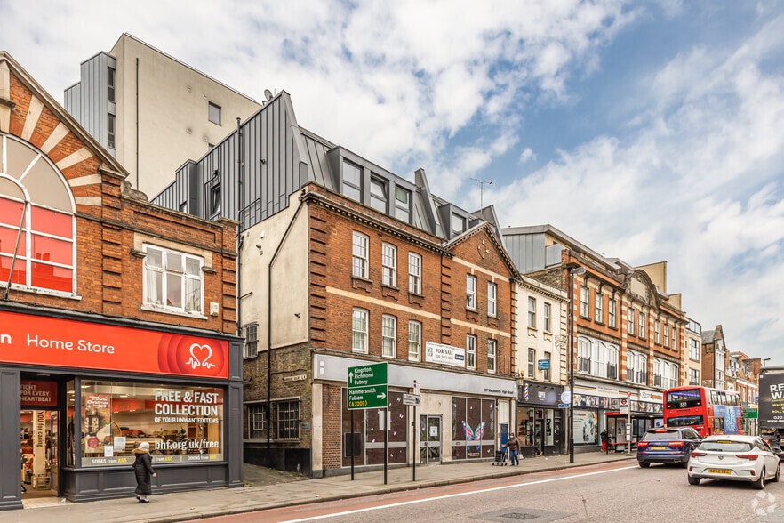 157-159 Wandsworth High St, London to rent - Building Photo - Image 2 of 12