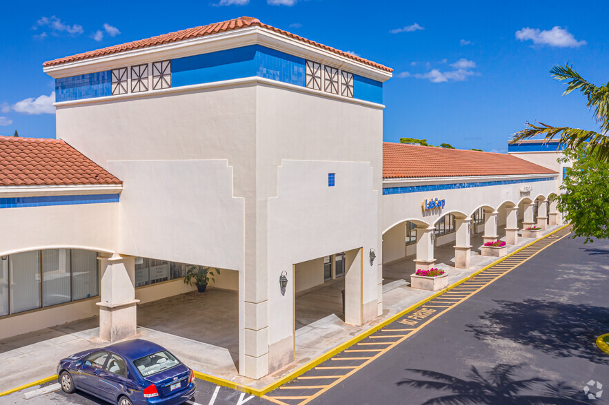 1801-1901 W Hillsboro Blvd, Deerfield Beach, FL for rent - Building Photo - Image 2 of 13