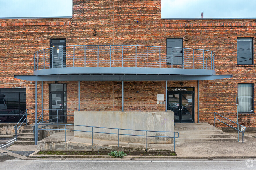 3720 Canton St, Dallas, TX for rent - Building Photo - Image 3 of 4