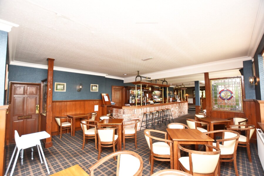 58 Glasgow Rd, Stirling for sale Interior Photo- Image 1 of 1