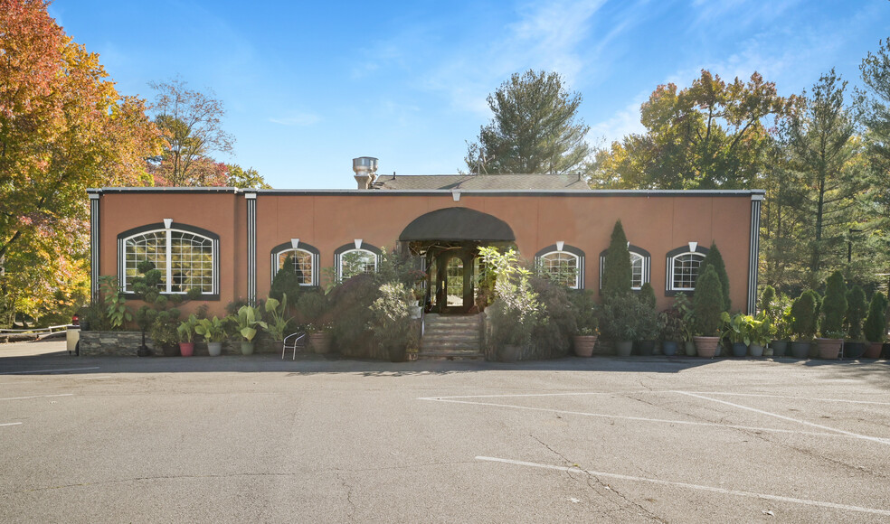 292 Passaic Ave, Fairfield, NJ for sale - Building Photo - Image 3 of 31