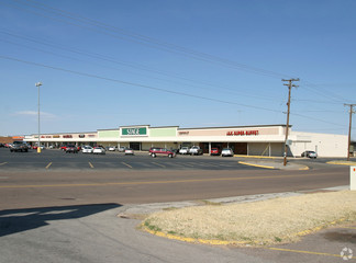 More details for 1430 N Main St, Altus, OK - Office, Retail for Rent