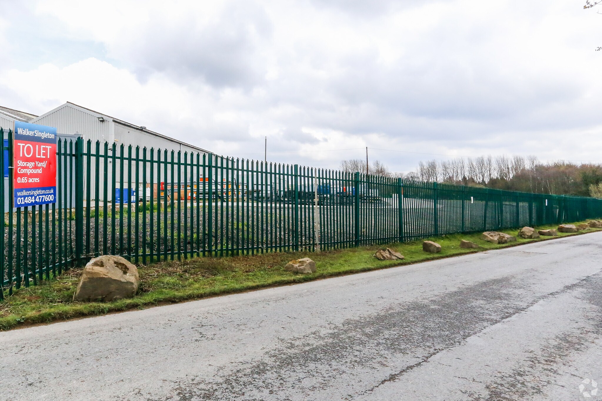 Quarry Ln, Dewsbury for sale Primary Photo- Image 1 of 1