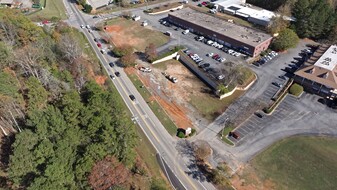 703 Lumpkin Camp Ground Rd - Commercial Property